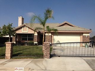 Enclosed front yard
