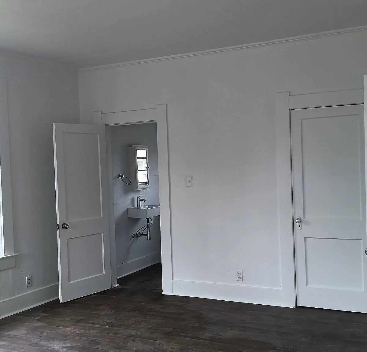 3 bed, 2193 sqft, $1,600 — Photo 4