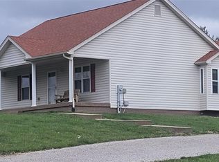 412 Circle K Rd, Brandenburg, KY 40108