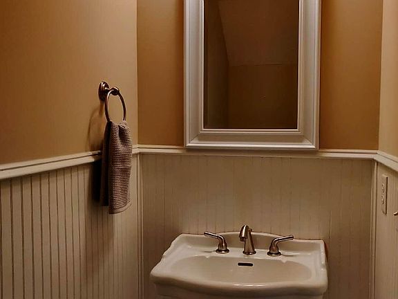 3rd image of 4259 Dudleys Grant Dr APT B