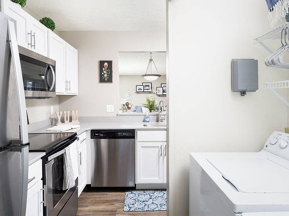 Stonegate Apartments 7911 Stonegate Dr Cincinnati OH Zillow