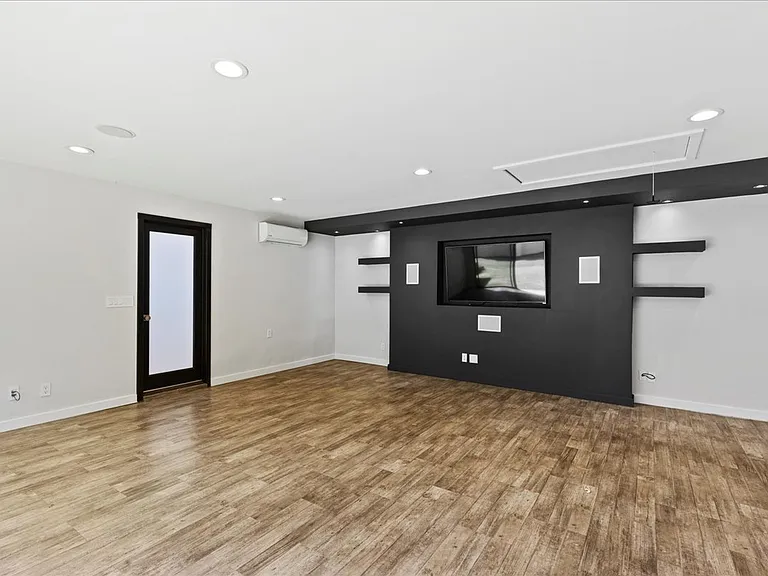 15221 Valley Vista Blvd — Photo 14