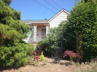 712 N 98th St, Seattle, WA 98103