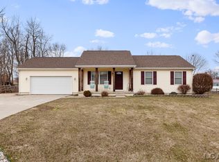 2580 Prairie Dr, Adrian, MI
