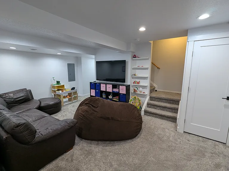 2627 Rock Creek Dr — Photo 23