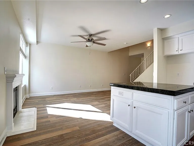 7124 Farralone Ave #110 — Photo 8