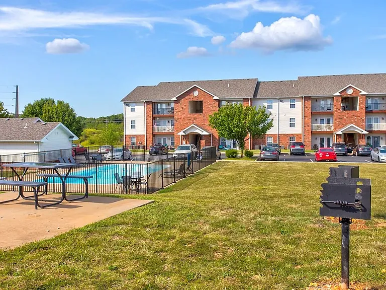 Southernwood Apartments — Photo 49