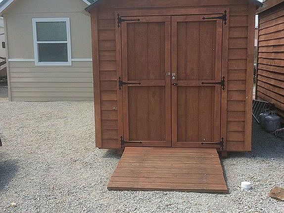 3rd image of 1583 Lenora Dr