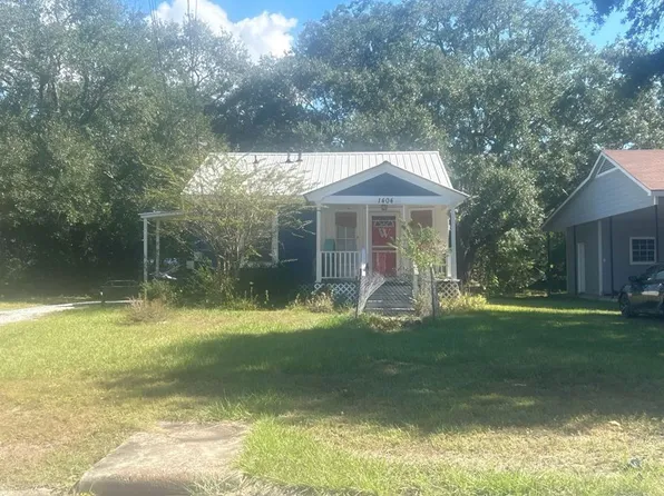1404 Williams St, Pascagoula, MS 39567