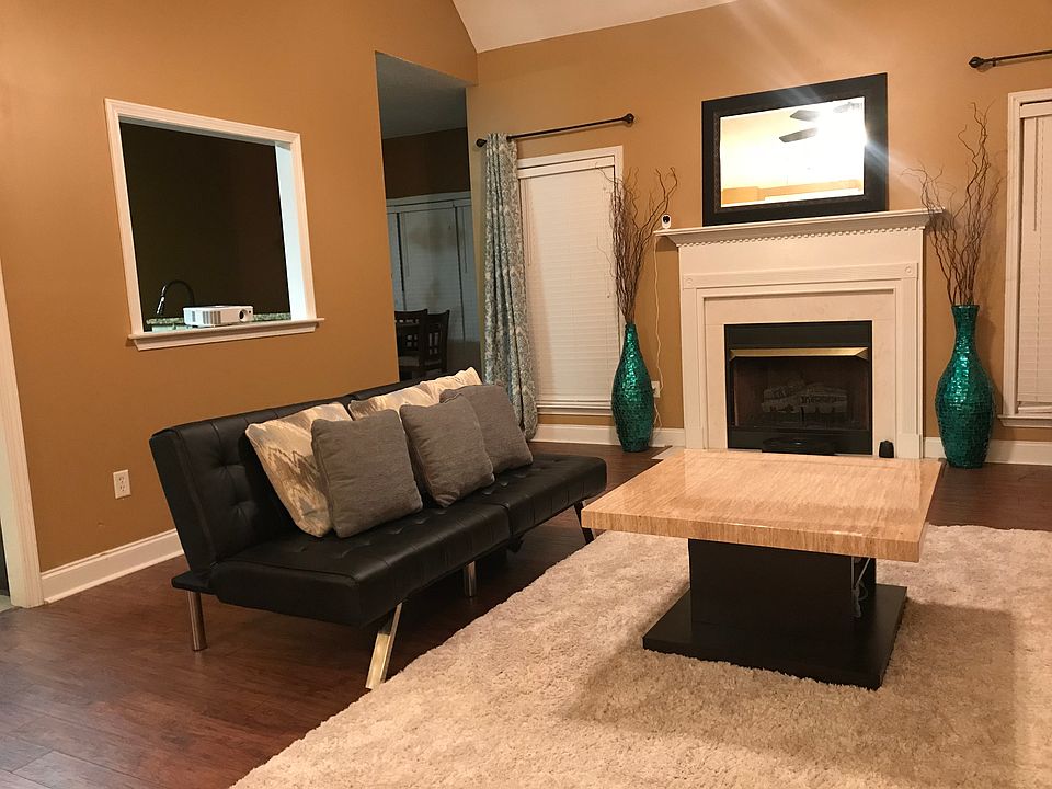 1st image of 198 Wilmington Dr