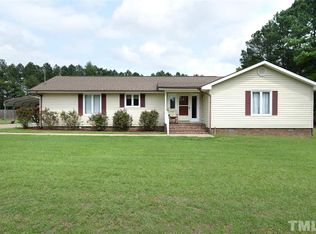 1046 Tarheel Rd, Benson, NC 27504