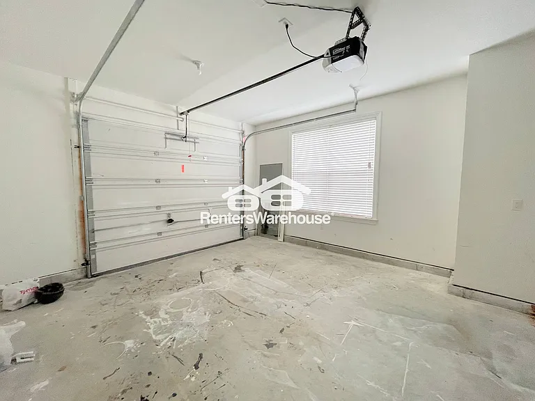 3932 Cromwell Park Dr — Photo 41