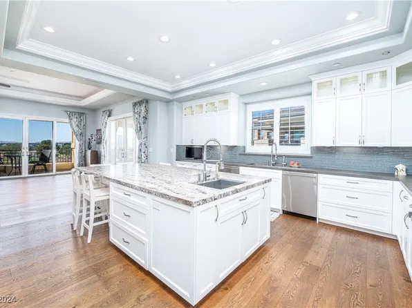 9219 Tesoras Dr Unit 402, Las Vegas, NV 89144