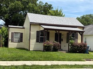 312 N Buchanan St, Edwardsville, IL 62025