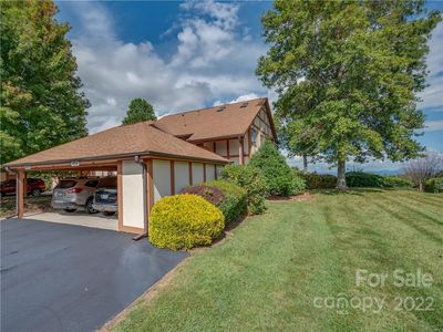 404 Fleetwood Plz, Hendersonville, NC, 28739