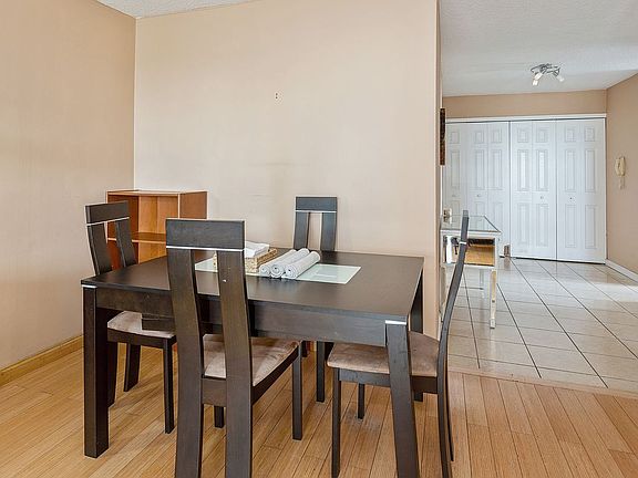 3rd image of 11817 Union Tpke APT 12L