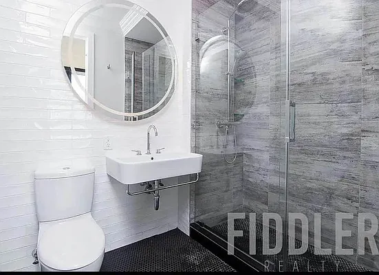 Rented by The KCI Group | media 79