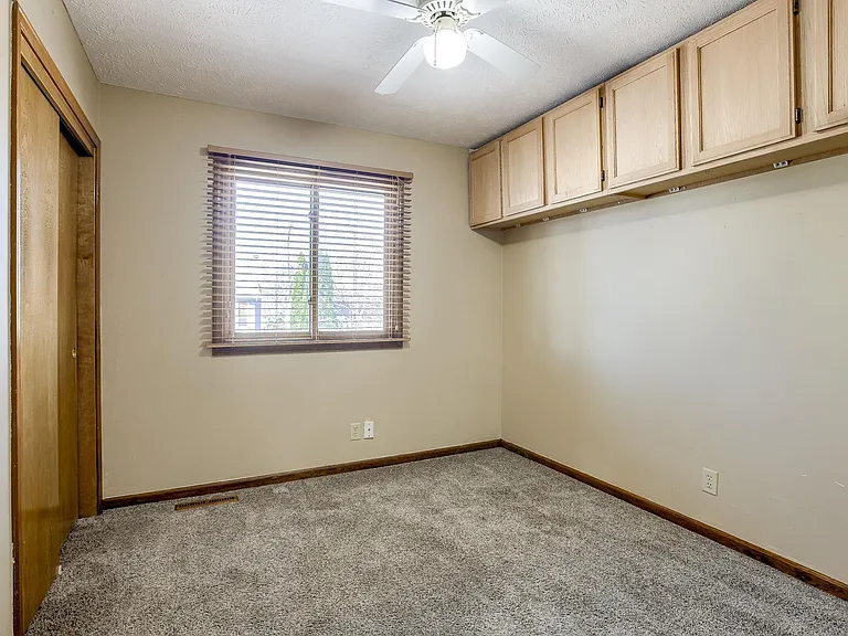 5019 N 126th Ave — Photo 18