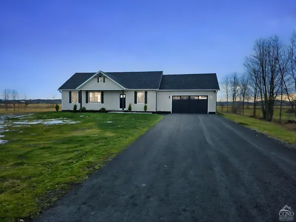 327 Kings Road, Coxsackie, NY 12051