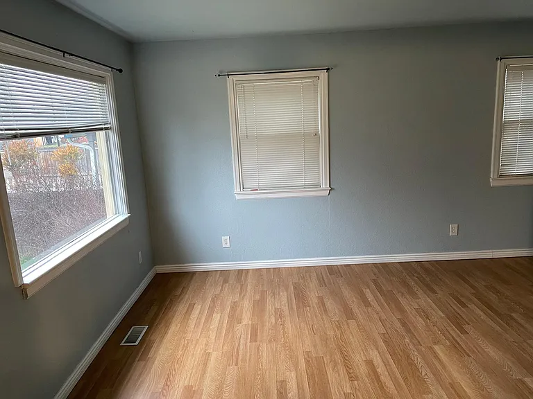 1410 S Colorado Ave — Photo 5