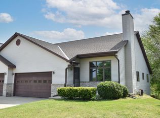 1029 Lous Way, Slinger, WI 53086