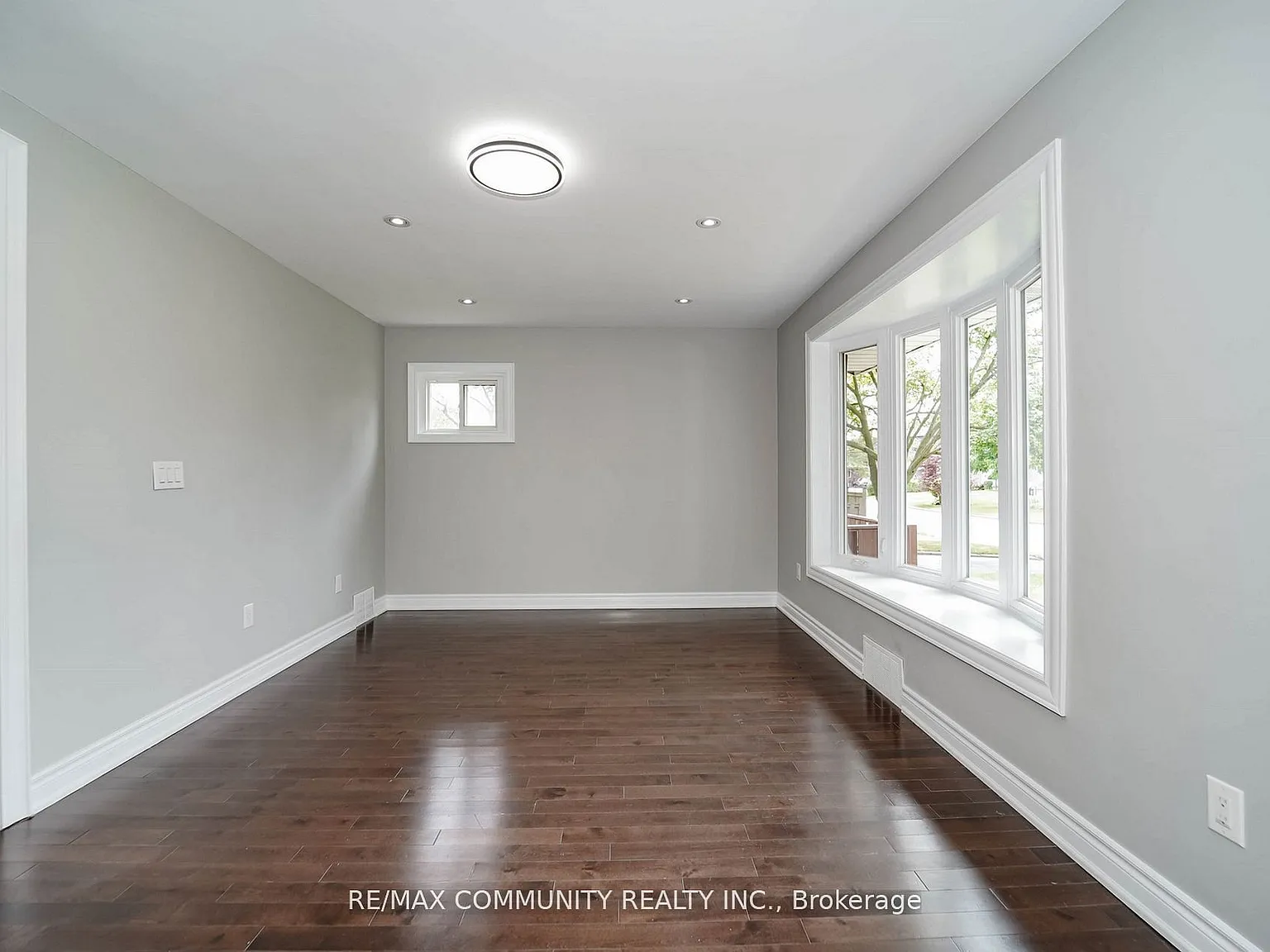 3 bed, $2,900 — Photo 4