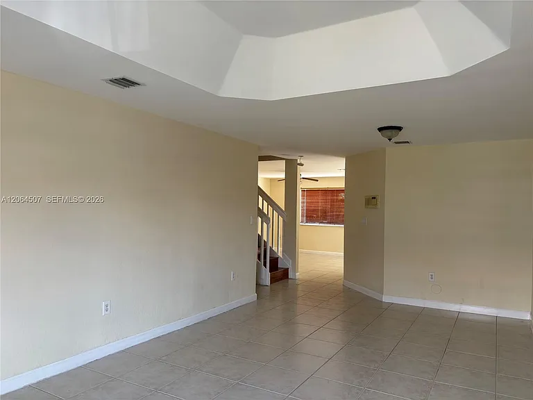 11440 NW 50th Ter — Photo 5