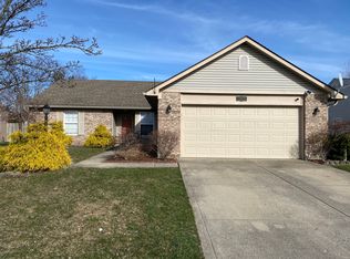 12695 Sovereign Ln, Fishers, IN 46038