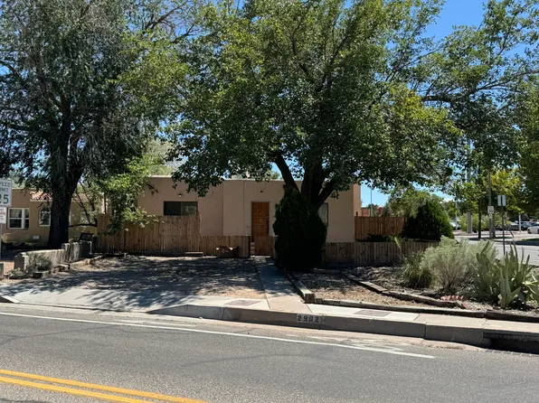 2902 Campus Blvd NE, Albuquerque, NM 87106