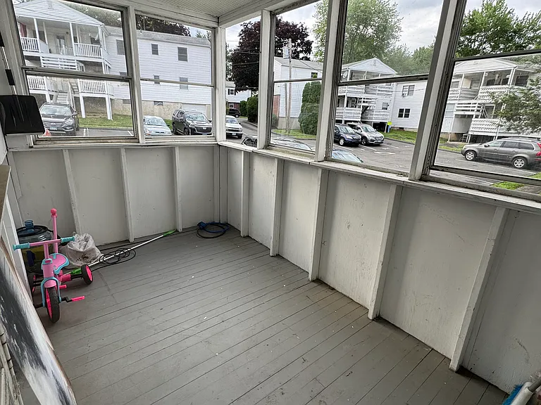 18 Fairview Dr #2 — Photo 5