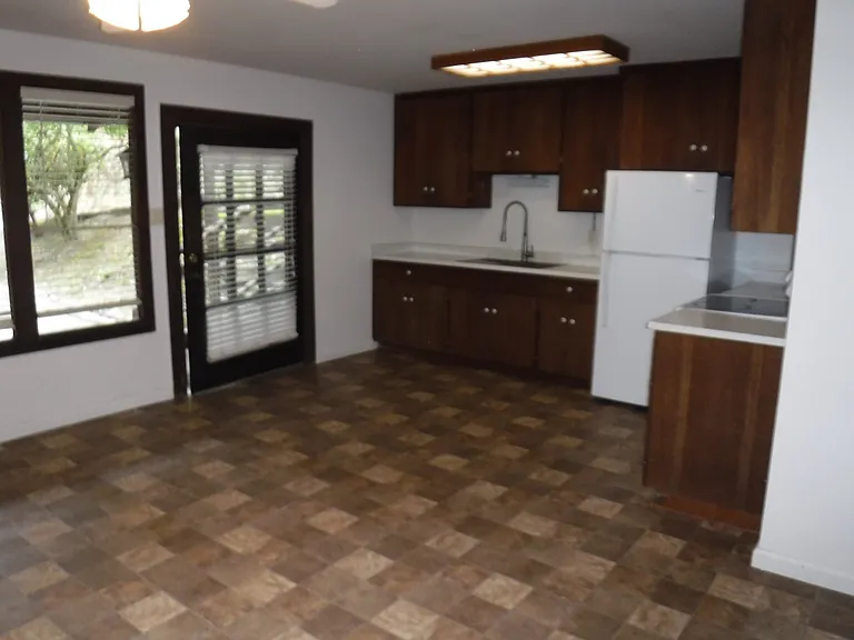 1406 Glen Canyon Rd — Photo 5