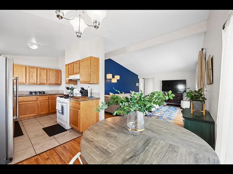 6500 Brock Dr — Photo 5