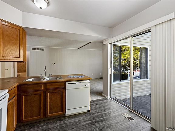 5th image of 2461 S Xanadu Way Unit B