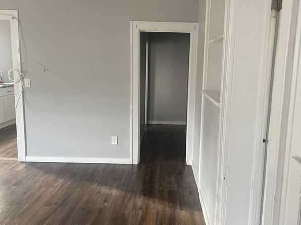 31 Main St APT 2