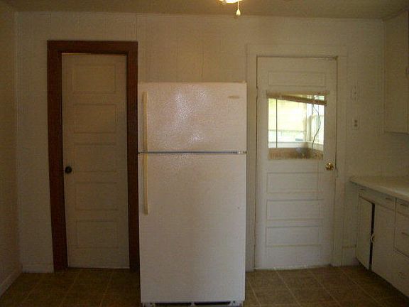 5th image of 608 County Road 806