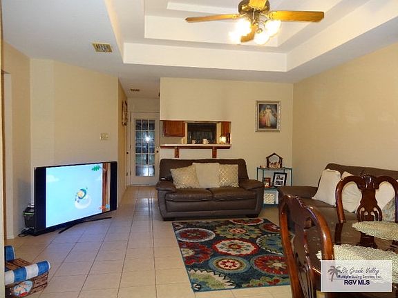 3rd image of 1065 Alta Mesa Blvd