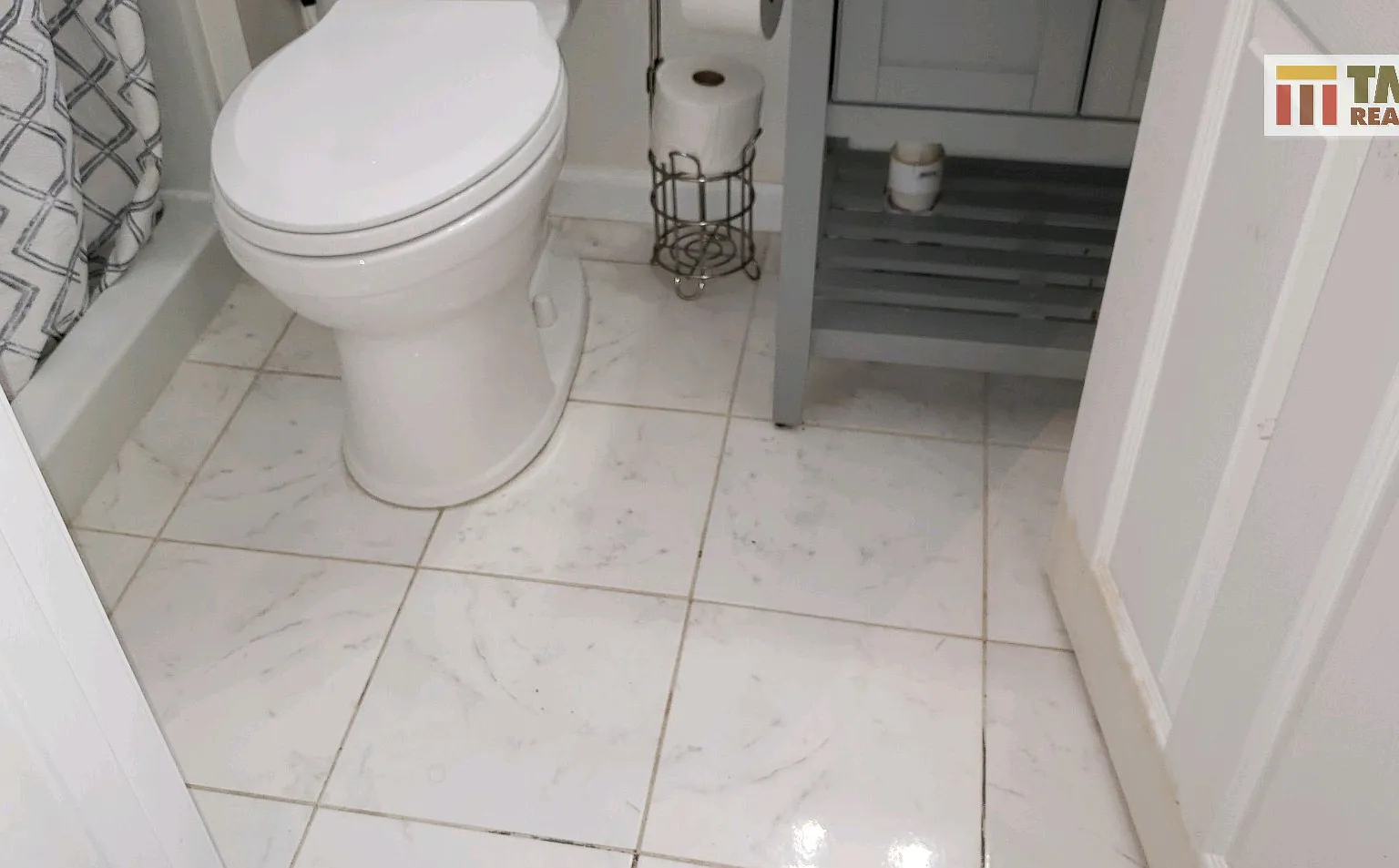 22833 Lakeshore Drive - 1 — Photo 3