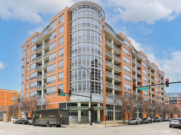 1200 W Monroe St APT 519, Chicago, IL 60607