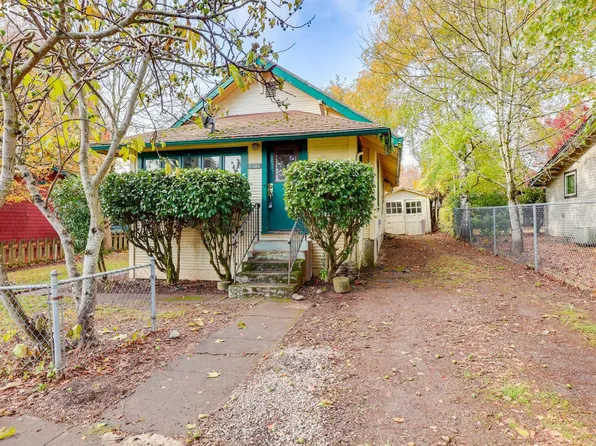 7443 SW 31st Ave, Portland, OR 97219