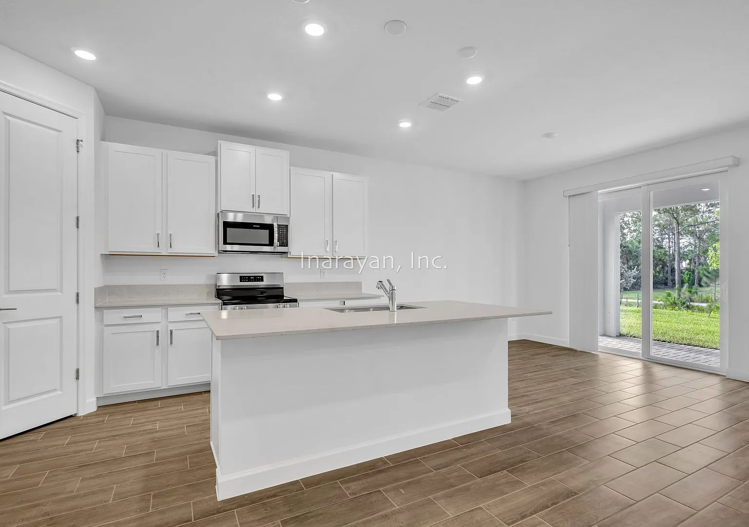 Stunning 4Bedroom SingleFamily Home in Riverwood at Everlands $2,450/month — Photo 4