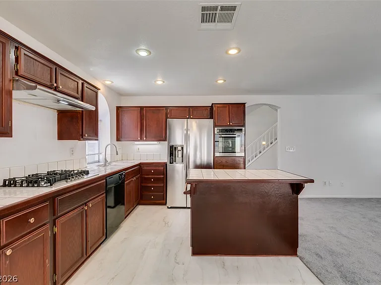 9712 Peacock Hill Cir — Photo 37