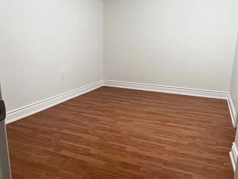 17 Ferncliffe Cres #BASEMENT — Photo 7