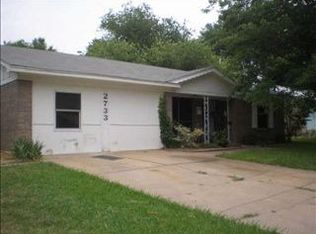 2733 Ridgewood St, Irving, TX 75062