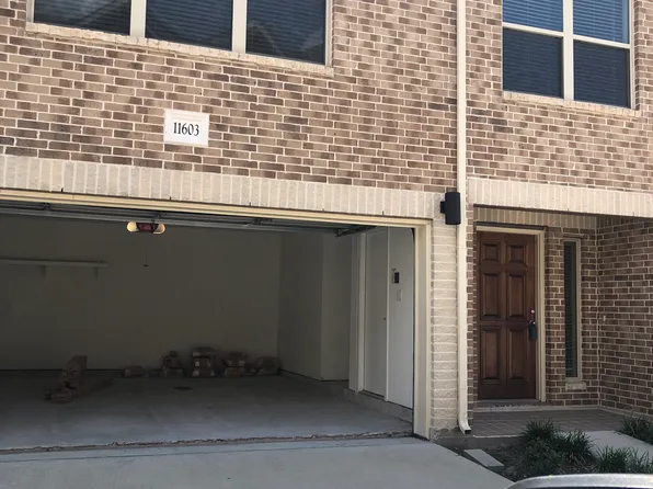 11603 Main Cypress Dr, Houston, TX 77025