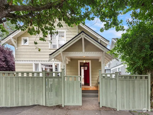 1325 N 38th Street, Seattle, WA 98103