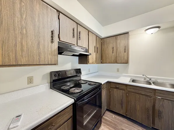 313 Higgins Dr, Evansville, WI