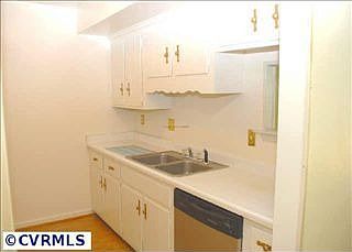 5th image of 8106 Provincetown Dr