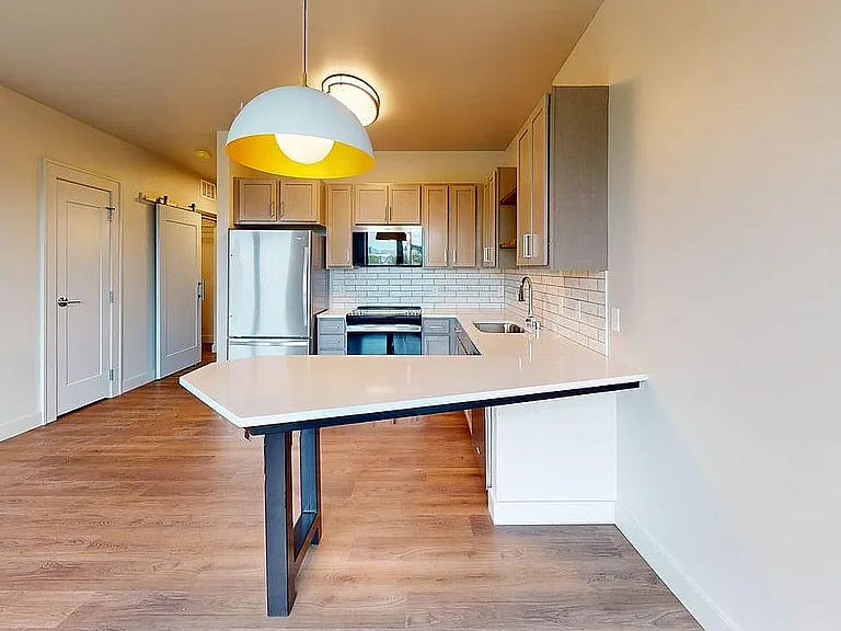 Studio - Unit 402 - Kitchen