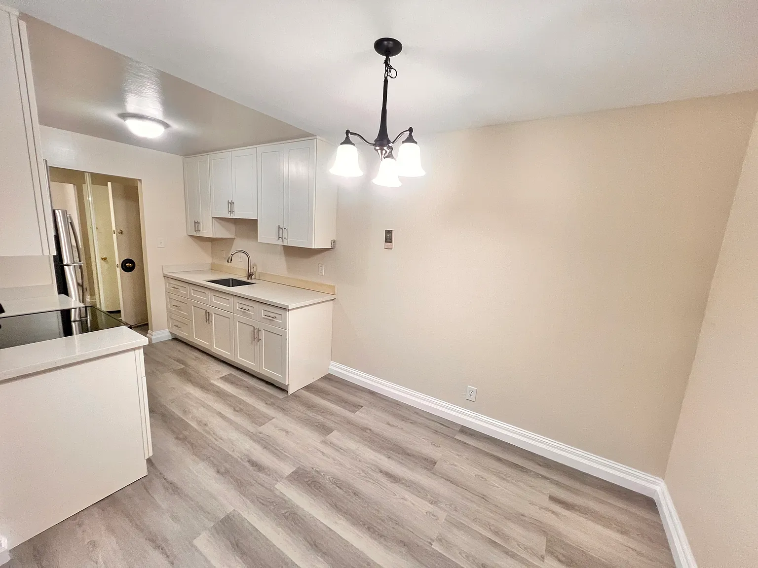 1 bed, 650 sqft, $3,100 — Photo 4