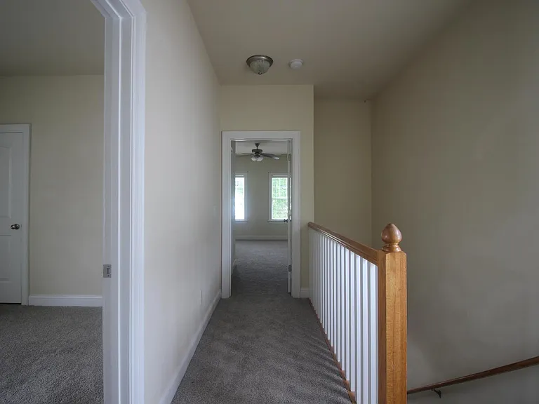 7745 Acc Blvd — Photo 10